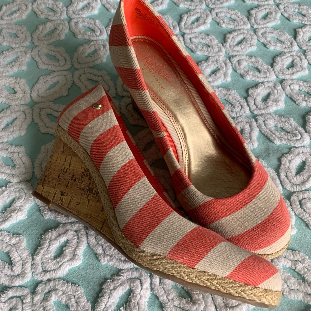 Lifestride coral & cream striped canvas heels